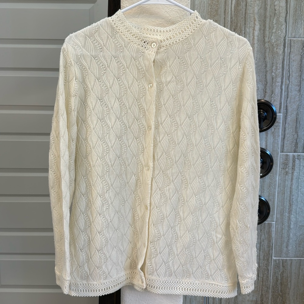 Montgomery Ward 1970’s Vintage Acrylic Button Down Cardigan
